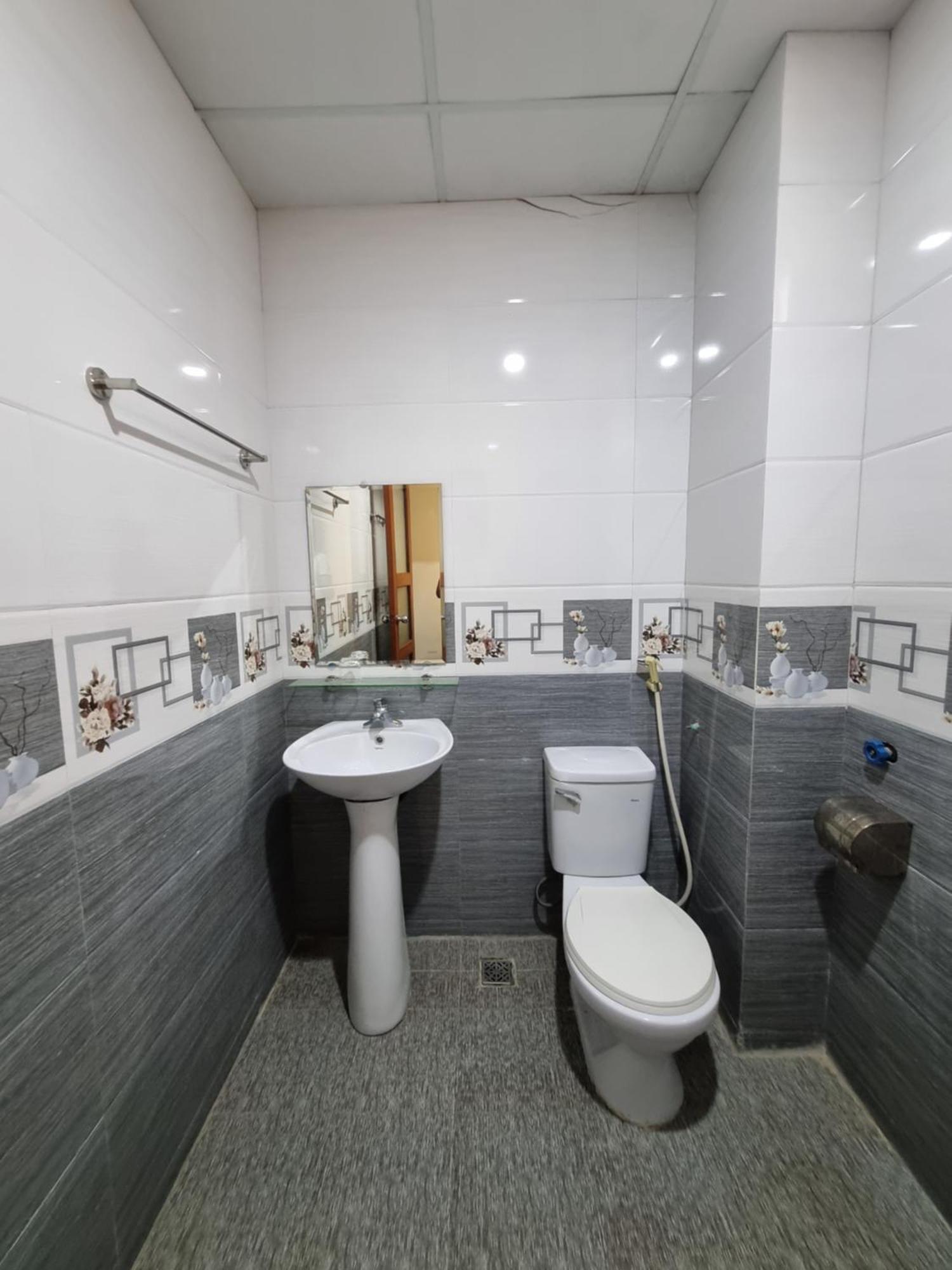 Hotel Khach San Vien Dong Cửa Lò Exterior foto
