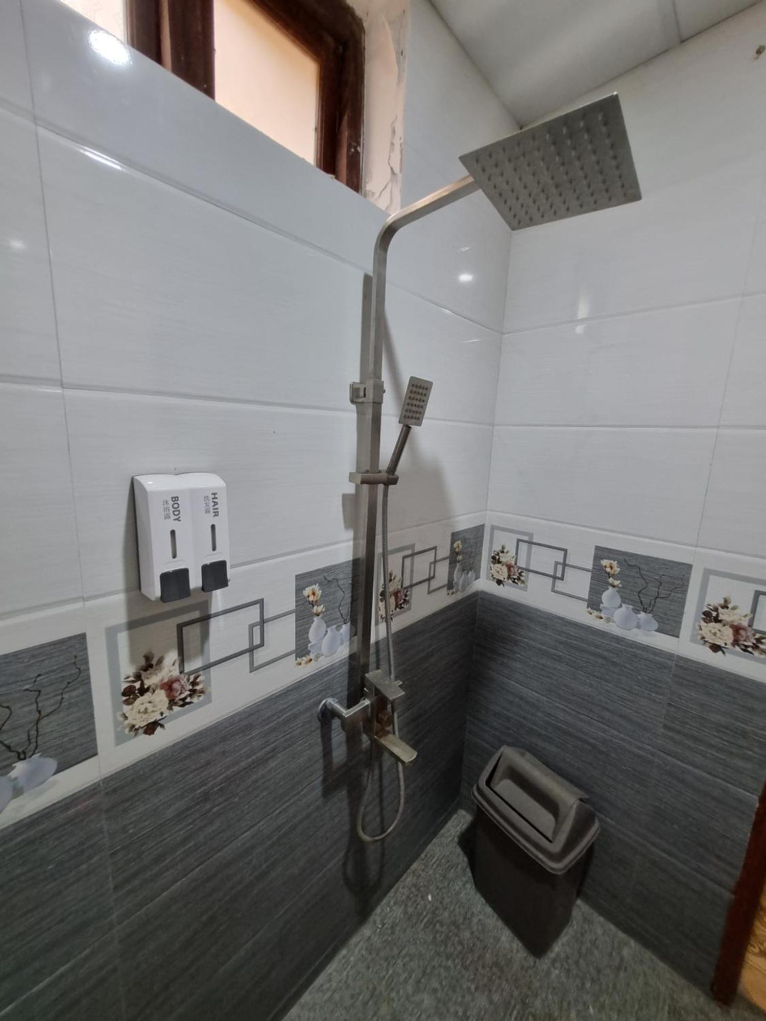 Hotel Khach San Vien Dong Cửa Lò Exterior foto
